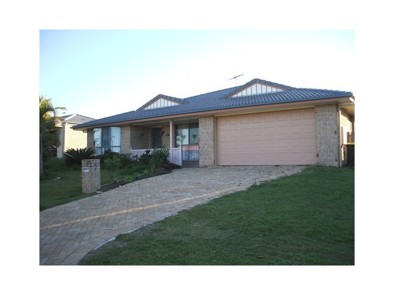 10 Monavale Court, Sandstone Point QLD 4511