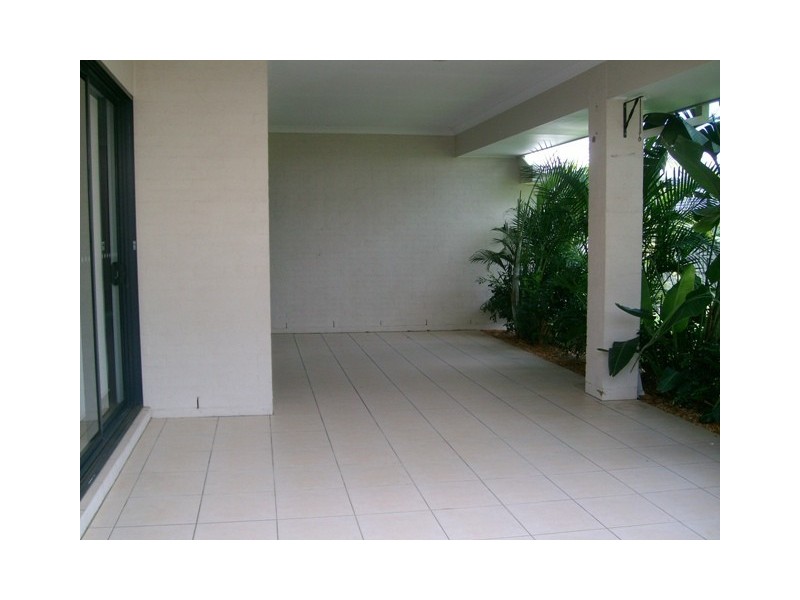14 Briggs Drive, Caboolture QLD 4510