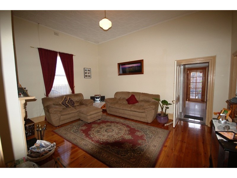 1 Flavel Terrace, Murray Bridge SA 5253