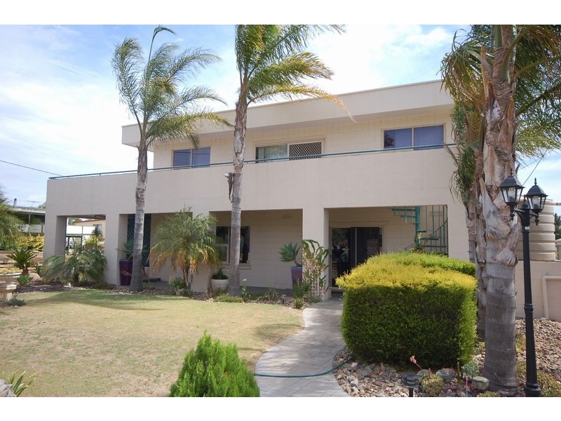 2 Swan Road, Murray Bridge SA 5253