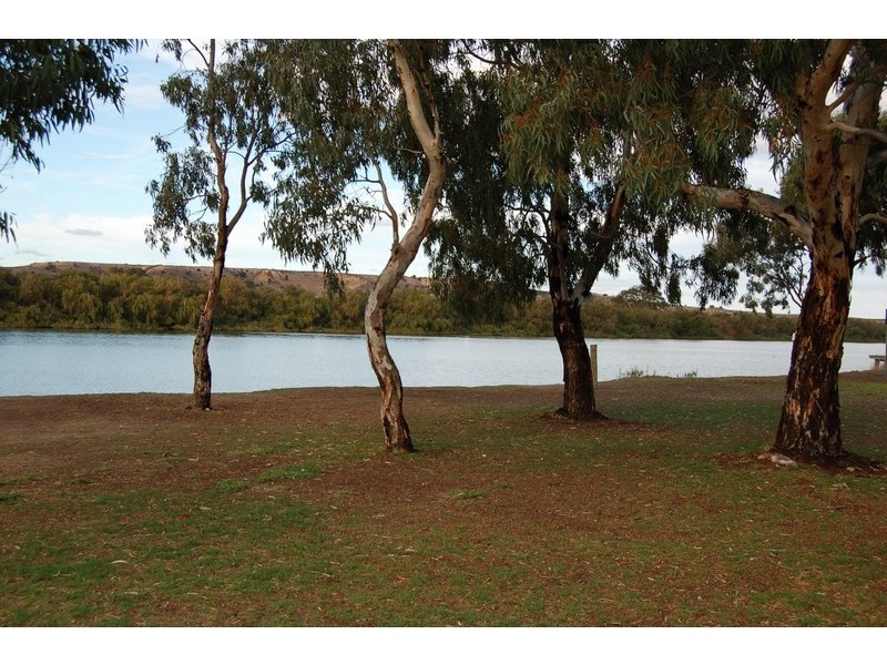 1 Murray Avenue, Mypolonga SA 5254