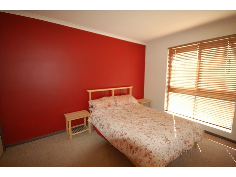 11 Myrtle Avenue, Murray Bridge SA 5253