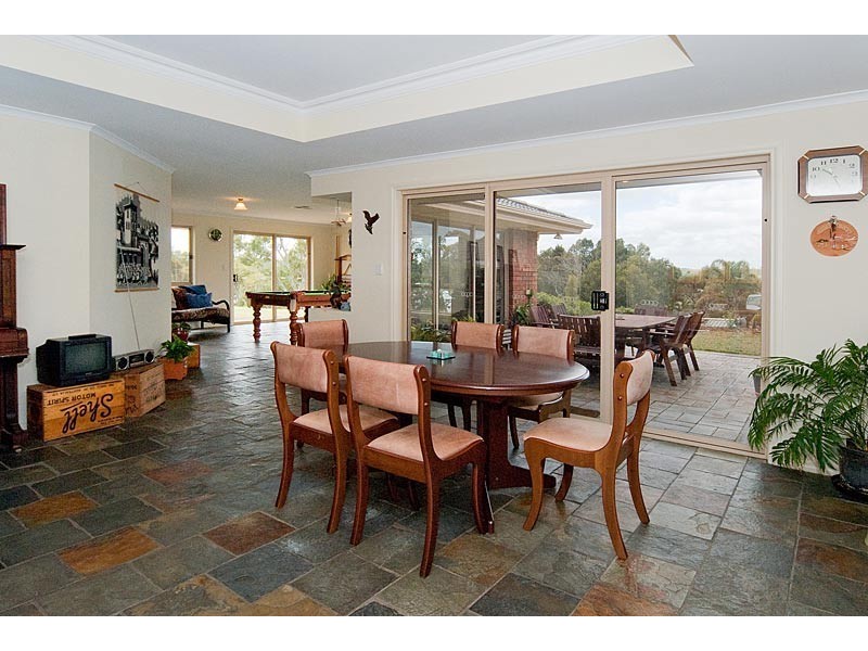 6 Marina View Court, Murray Bridge SA 5253