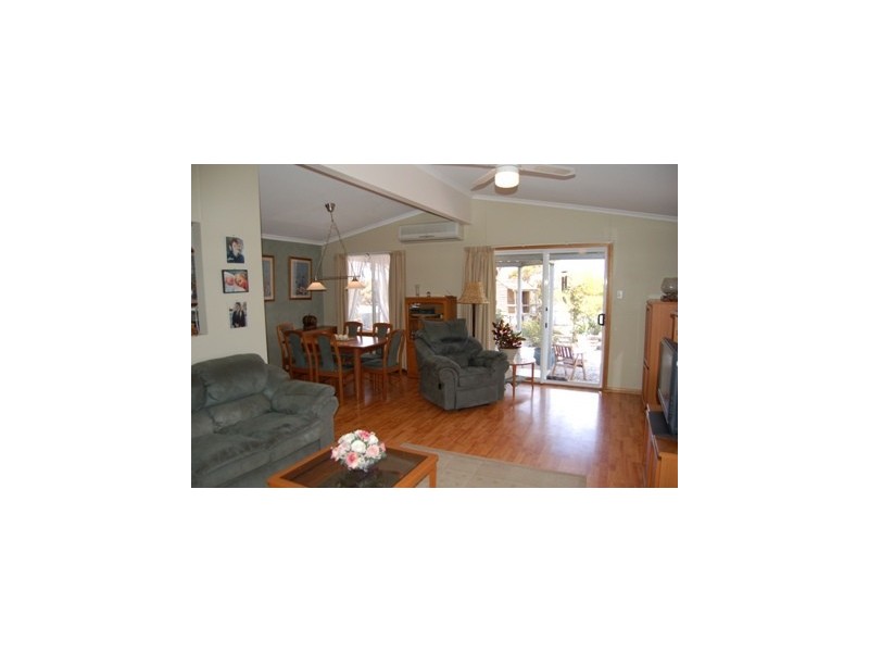 2 Chandler Ave, Mannum SA 5238
