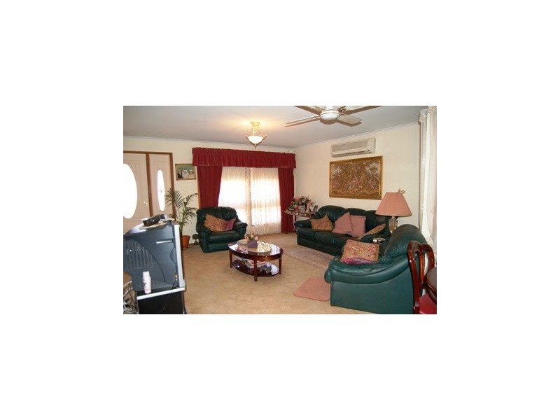 11 Donald Avenue, Murray Bridge SA 5253