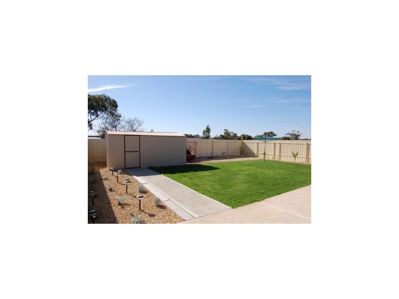28 Warner Road, Murray Bridge SA 5253