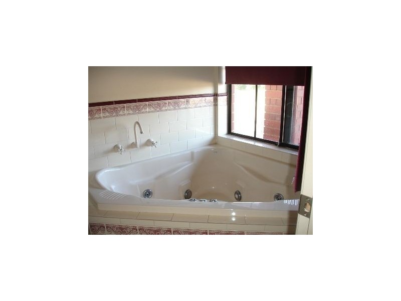 7 Park Way, Murray Bridge SA 5253