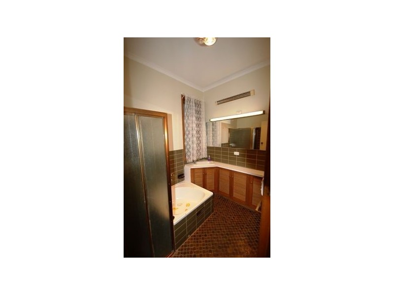 1A Elizabeth Street, Murray Bridge SA 5253