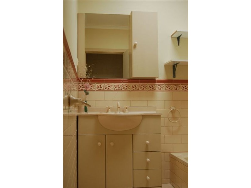 4 Waratah Avenue, Murray Bridge SA 5253