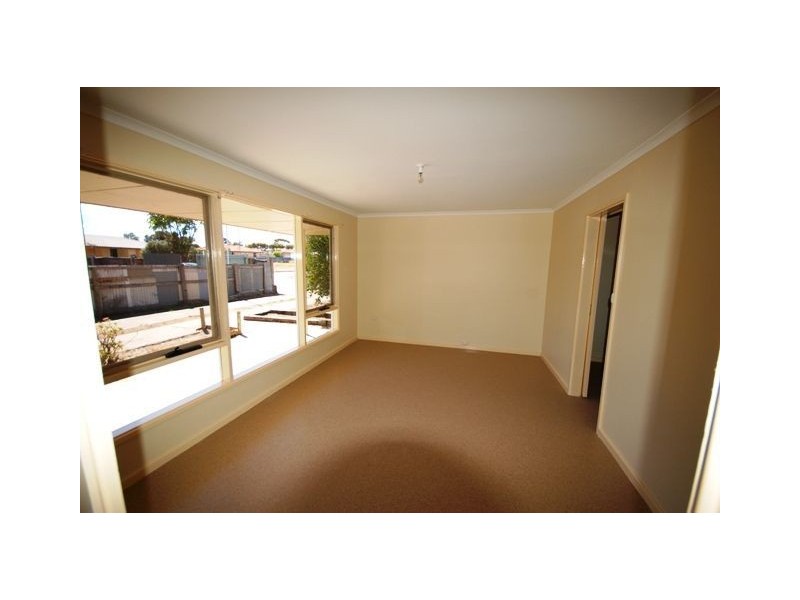 6 Corella Place, Murray Bridge SA 5253