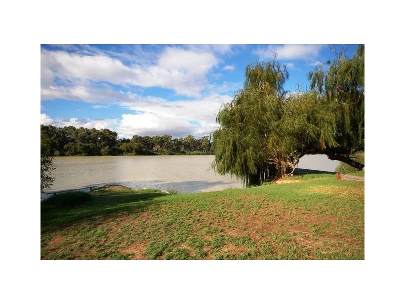 Lot 10 East Front Road, Younghusband, Mannum SA 5238