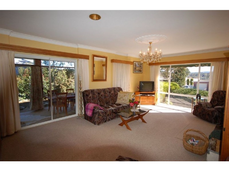 22 English Street, Hahndorf SA 5245