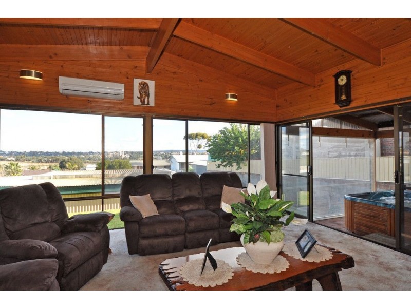 11A Moore Street, Murray Bridge SA 5253