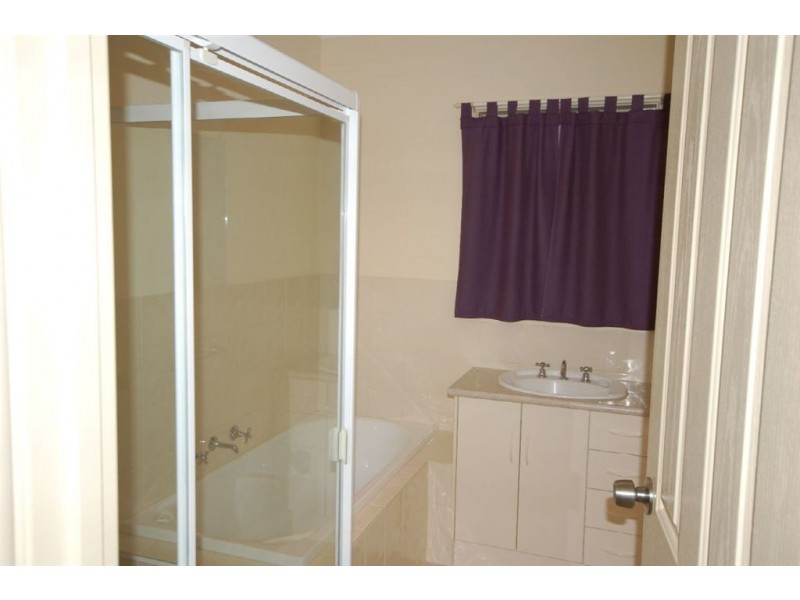 14 Hawke Place, Murray Bridge SA 5253