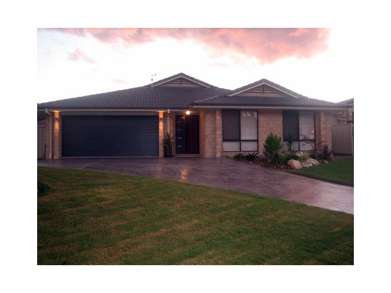 2 Possumwood Place, Reedy Creek QLD 4227