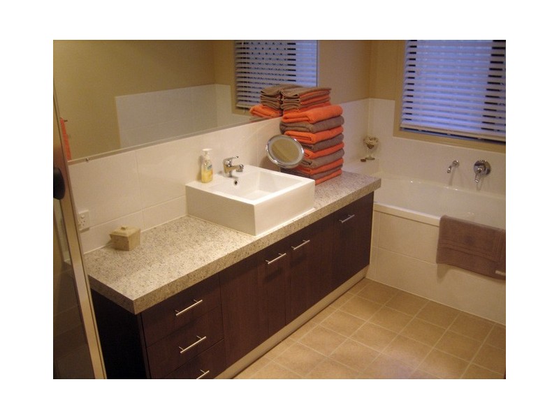 2 Possumwood Place, Reedy Creek QLD 4227