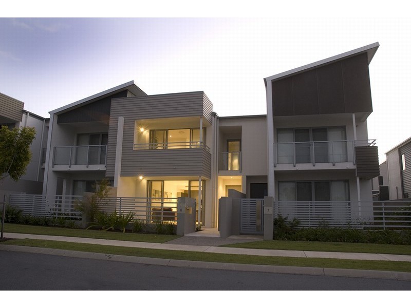 8/29 Port Peyra, Varsity Lakes QLD 4227