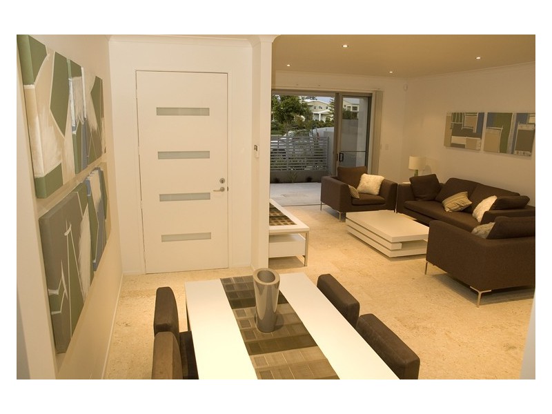 8/29 Port Peyra, Varsity Lakes QLD 4227