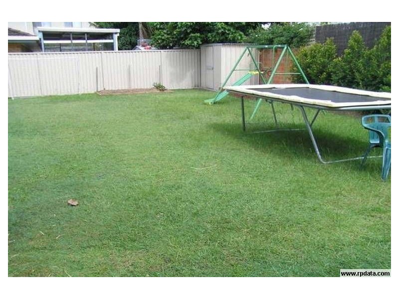 19 Ray Street, Runaway Bay QLD 4216
