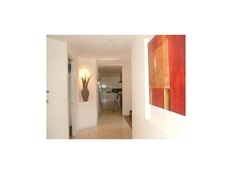 11A Uplands Drive, Parkwood QLD 4214