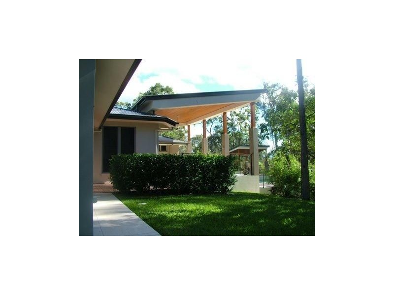 11A Uplands Drive, Parkwood QLD 4214