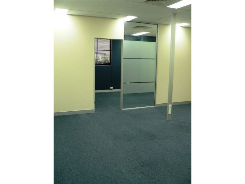 2/52 Davenport Street, Southport QLD 4215