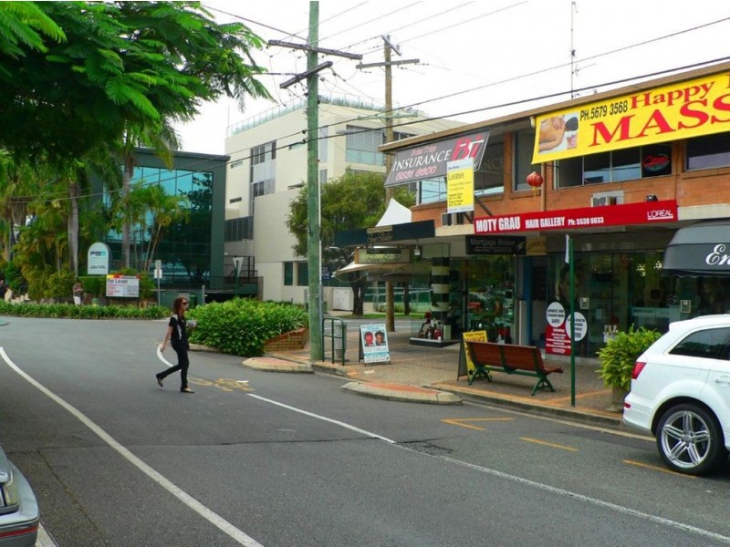 11 & 12/38 Thomas Drive, Chevron Island QLD 4217