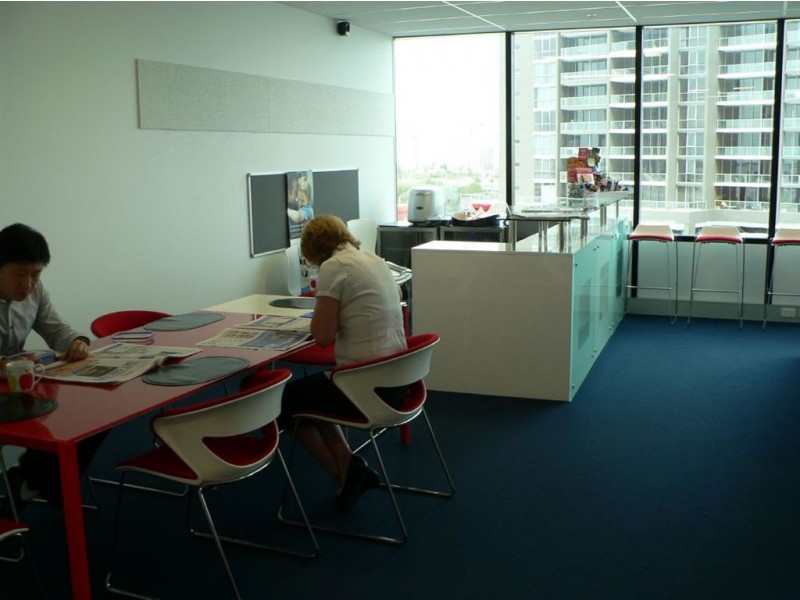 5 Lawson Street, Southport QLD 4215