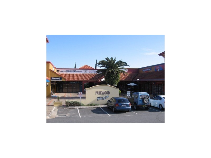 3-300  Olsen Avenue, Parkwood QLD 4214