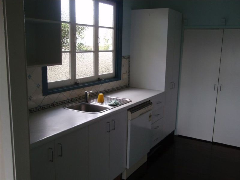 26 Lawson Street, Southport QLD 4215