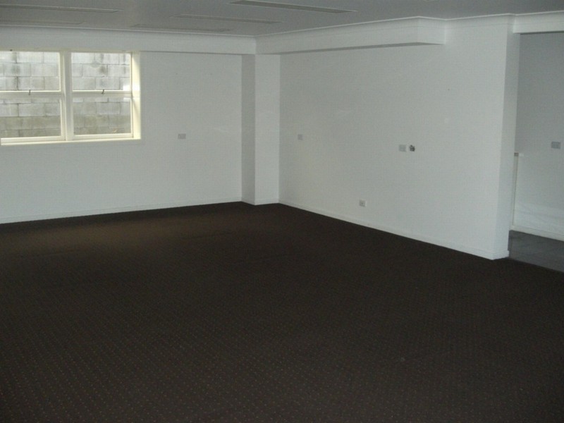 129 Ferry Road, Southport QLD 4215