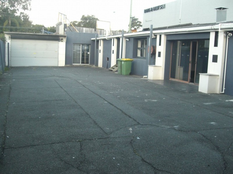 129 Ferry Road, Southport QLD 4215