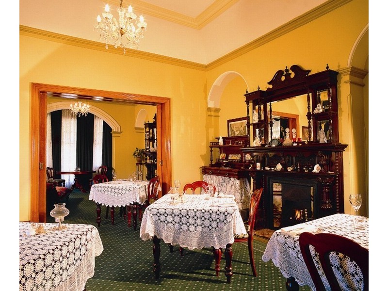 1  Esplanade, Strahan TAS 7468