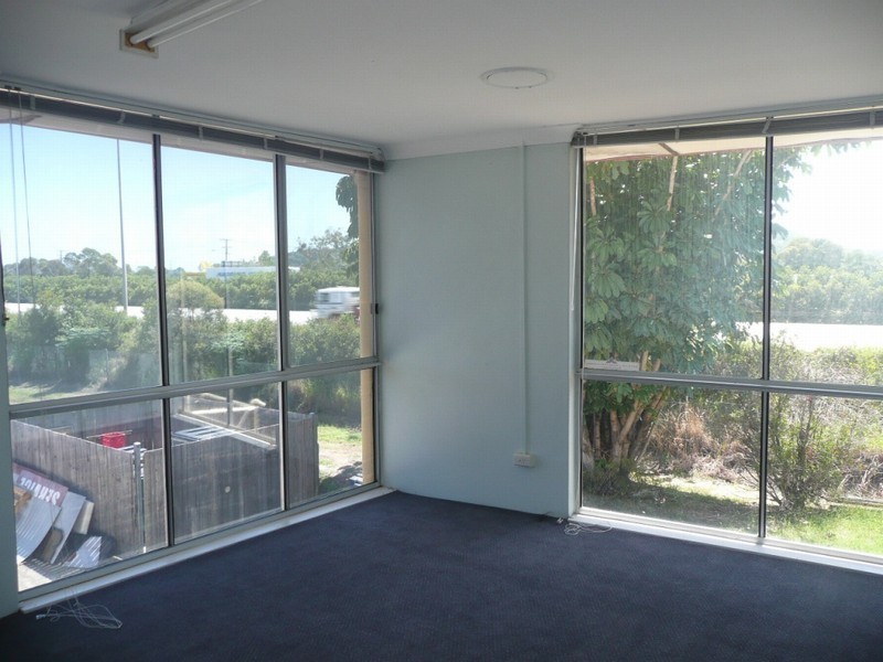 1/30 Old Pacific Highway, Yatala QLD 4207