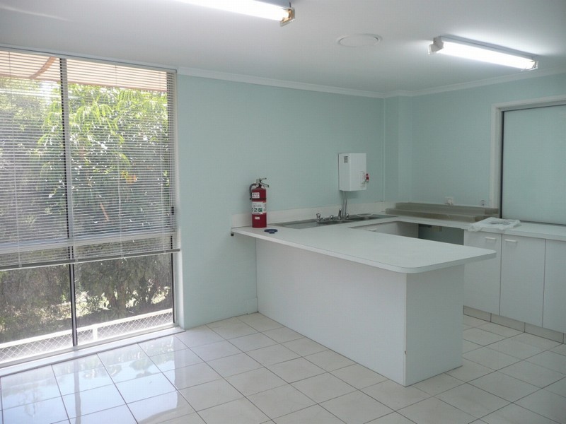1/30 Old Pacific Highway, Yatala QLD 4207