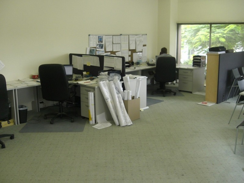 4 Bay Street, Southport QLD 4215