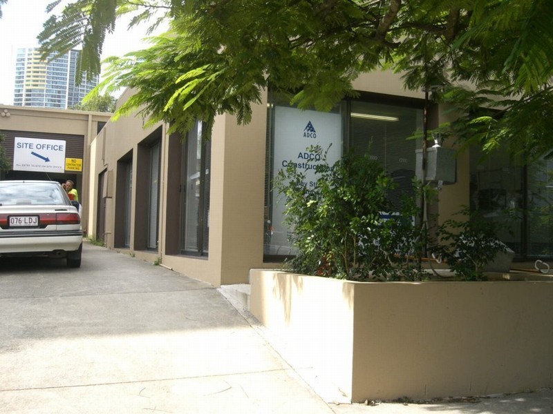 4 Bay Street, Southport QLD 4215