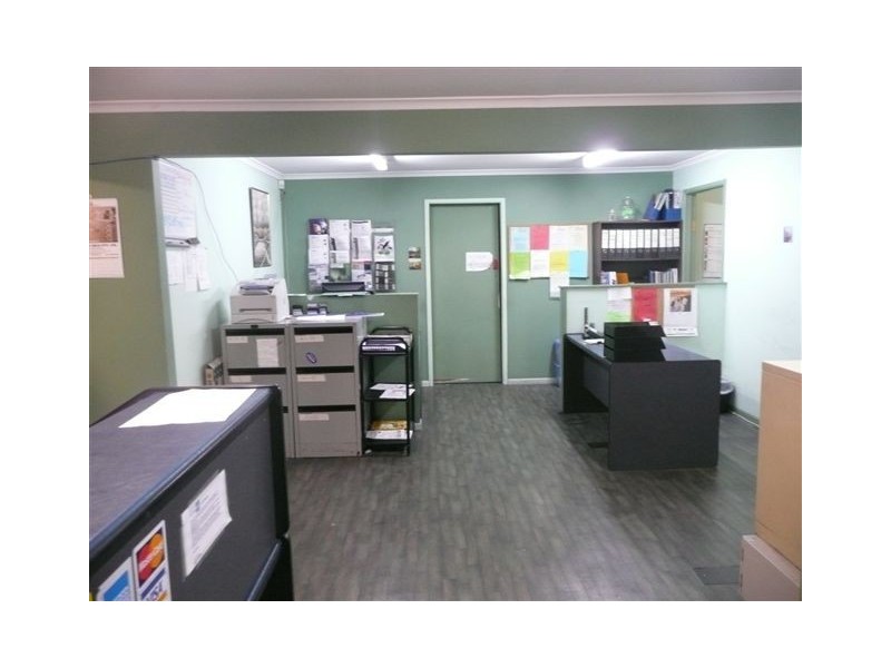 2/2 Angel Road, Stapylton QLD 4207