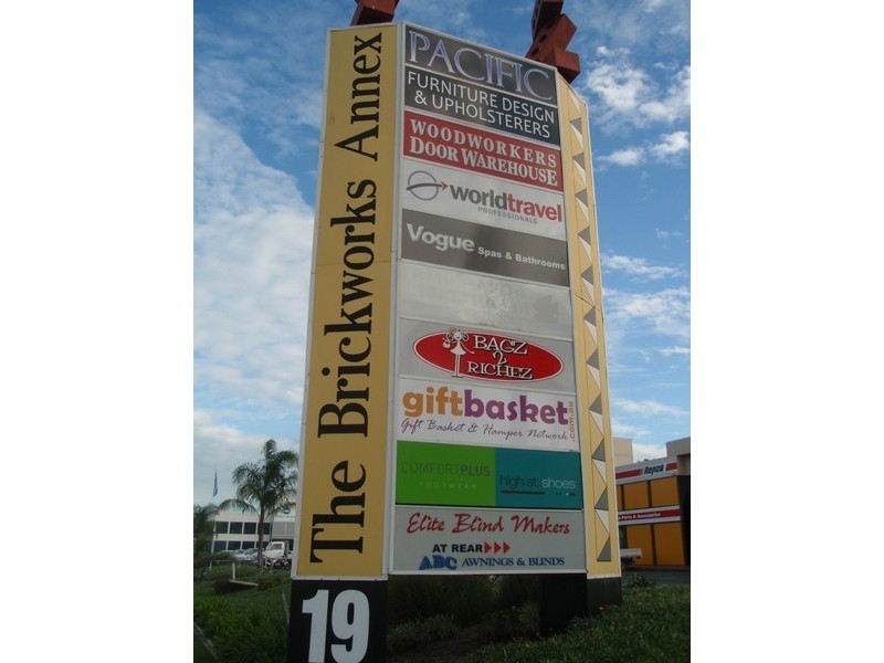 1619 Brolga Avenue, Southport QLD 4215