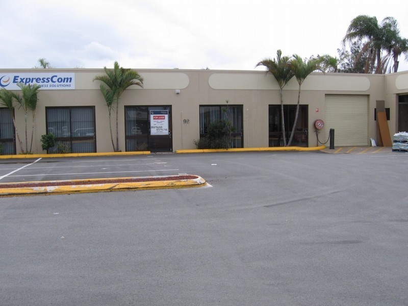 1B13-17 UPTON STREET, Bundall QLD 4217