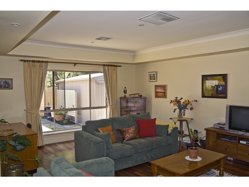 8 Phyllis Court, Wynn Vale SA 5127