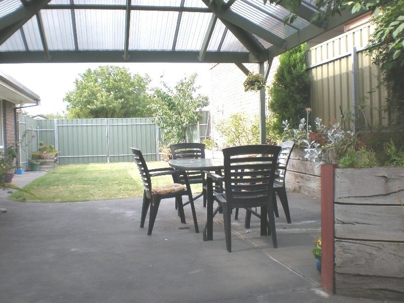 18 Madeline Ct, Wynn Vale SA 5127