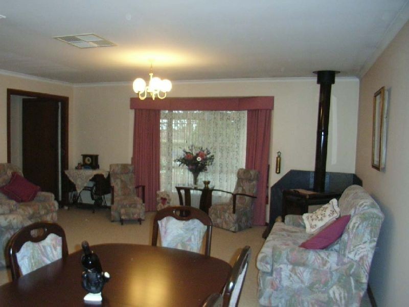 28 Warne Street, Redwood Park SA 5097