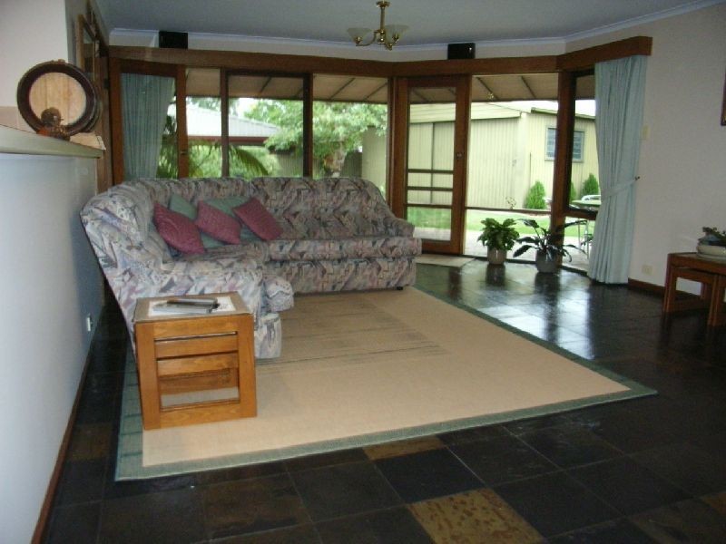 28 Warne Street, Redwood Park SA 5097