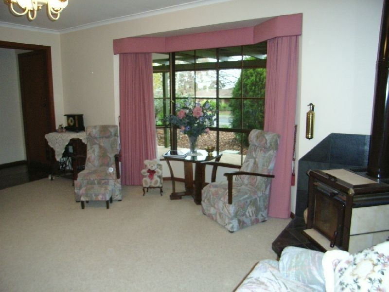 28 Warne Street, Redwood Park SA 5097