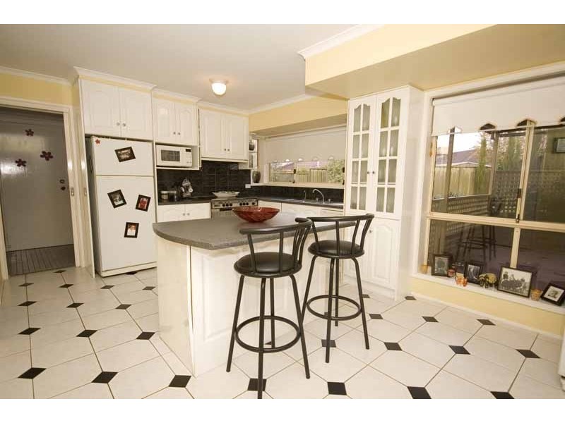 2 Crouchen Court, Wynn Vale SA 5127