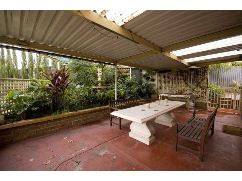 2 Crouchen Court, Wynn Vale SA 5127