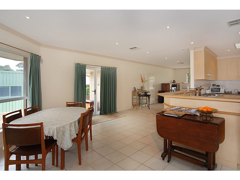 1 Feres Court, Kensington Gardens SA 5068