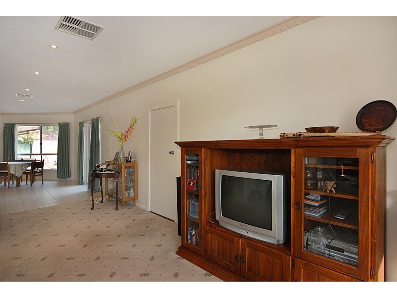 1 Feres Court, Kensington Gardens SA 5068