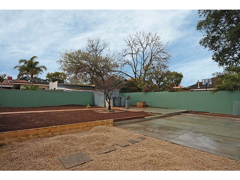 1 Feres Court, Kensington Gardens SA 5068